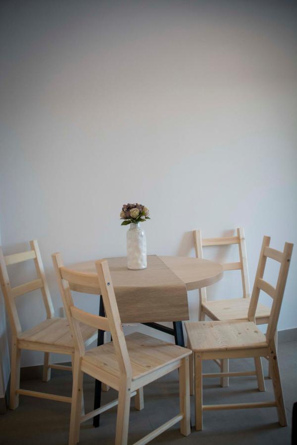 Apartamentos Madreselva Fernan Perez 外观 照片