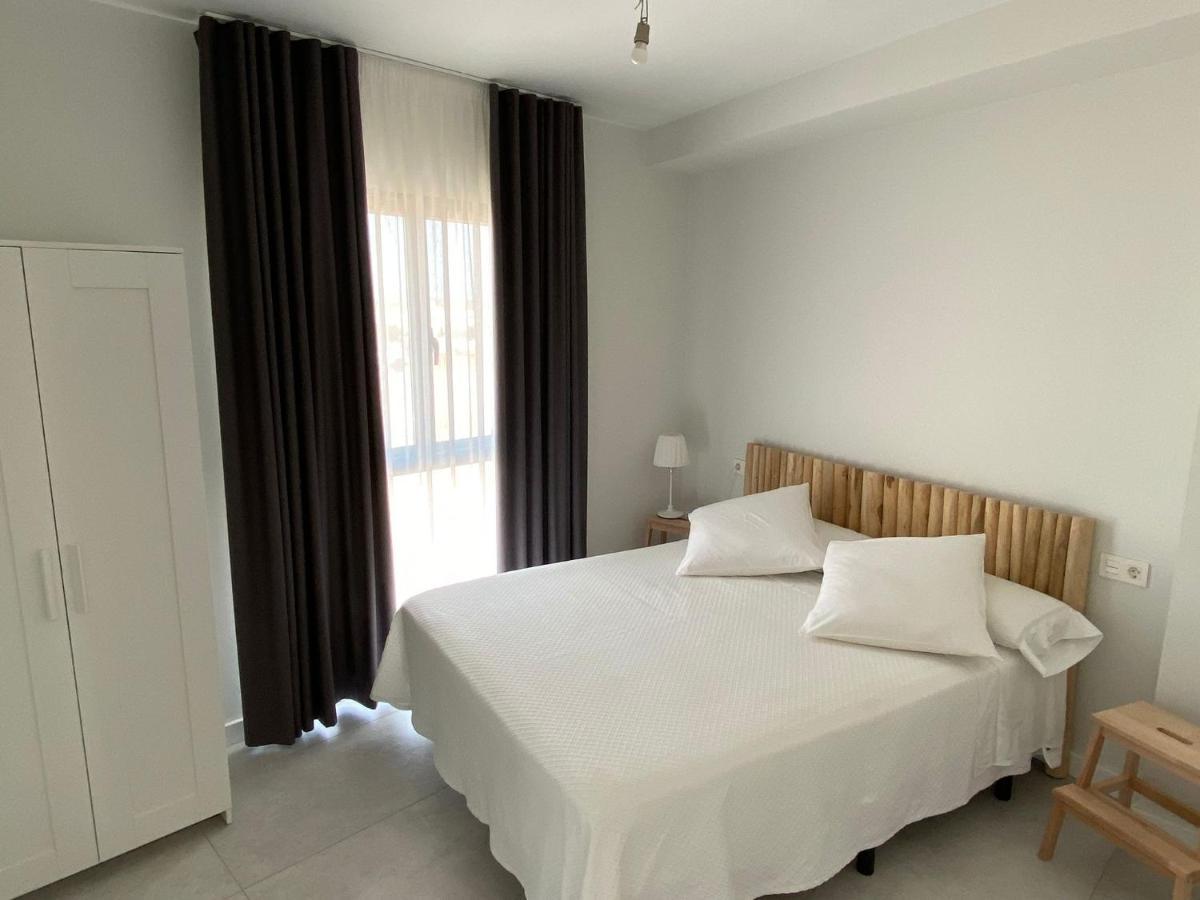 Apartamentos Madreselva Fernan Perez 外观 照片