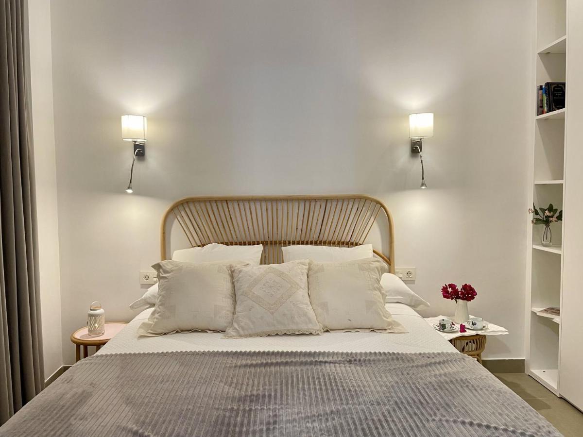 Apartamentos Madreselva Fernan Perez 外观 照片