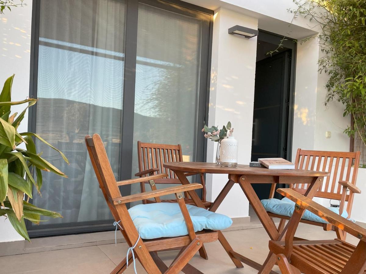 Apartamentos Madreselva Fernan Perez 外观 照片