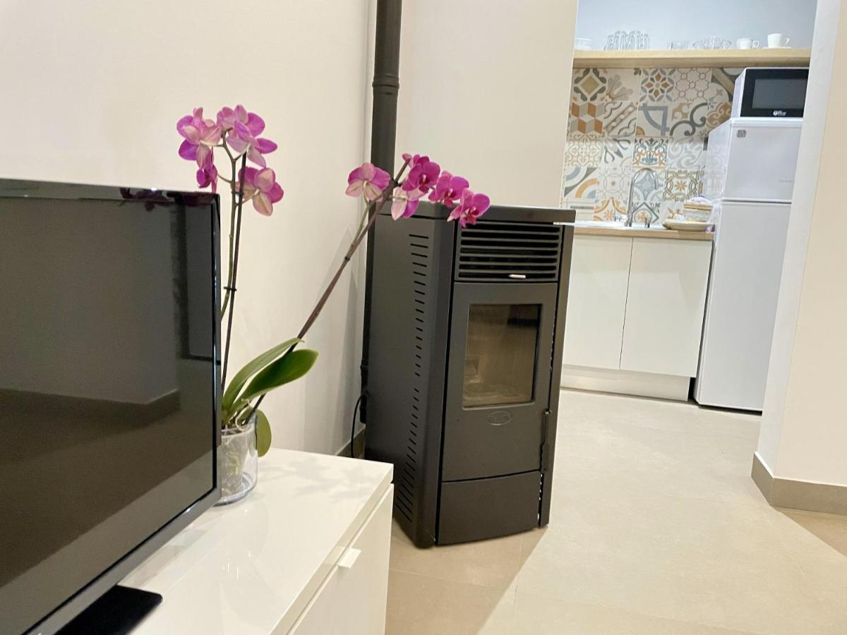Apartamentos Madreselva Fernan Perez 外观 照片
