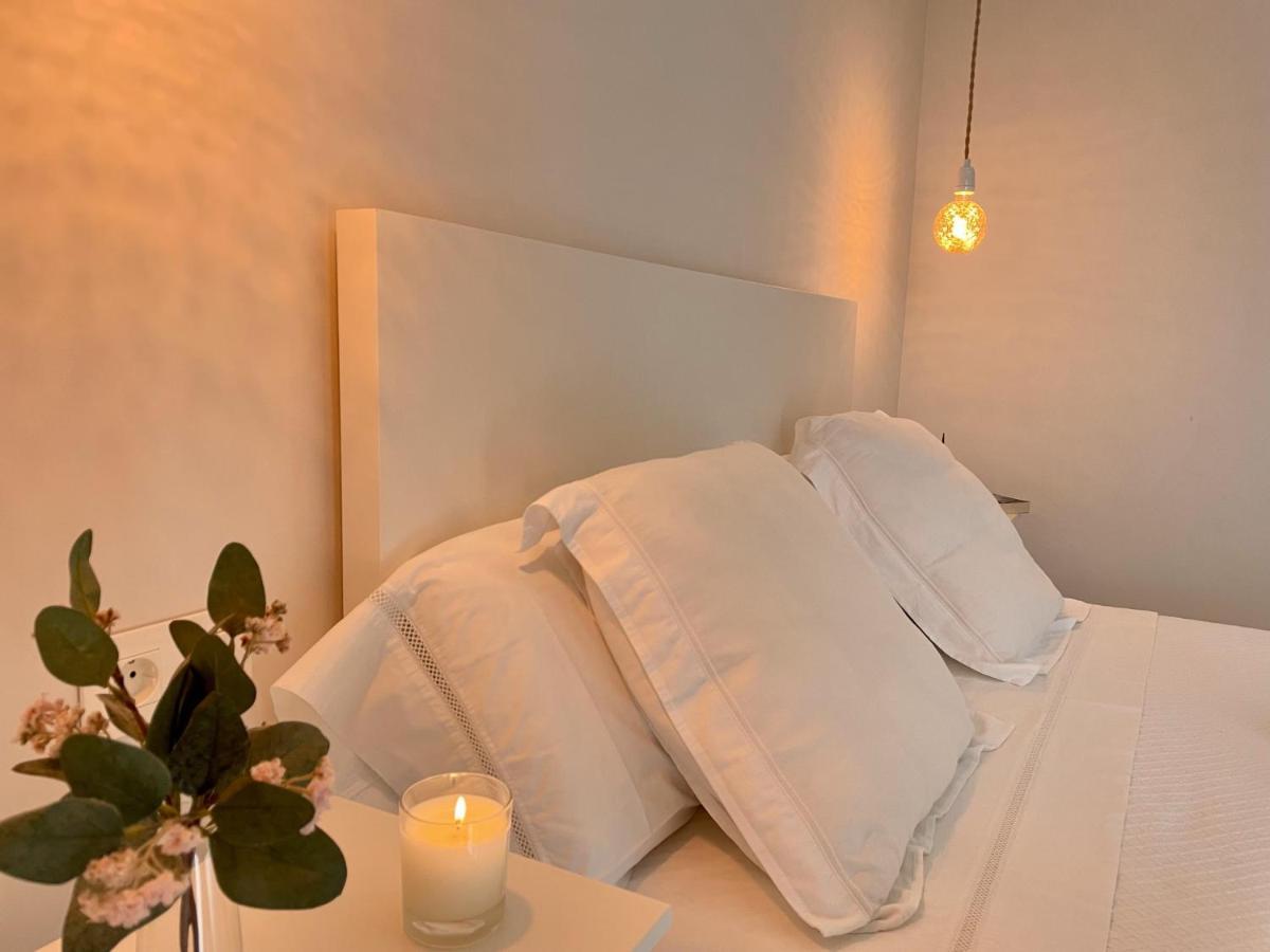 Apartamentos Madreselva Fernan Perez 外观 照片