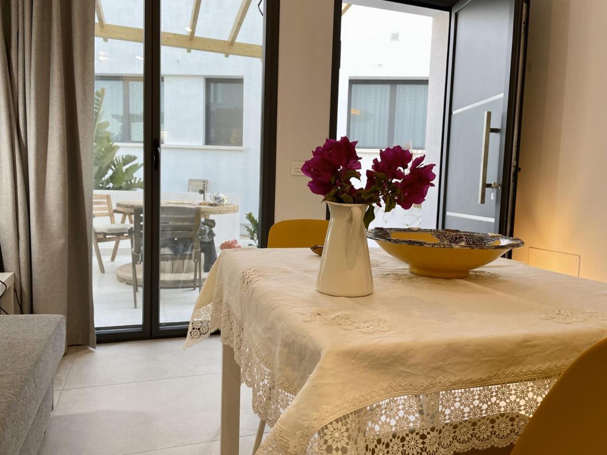 Apartamentos Madreselva Fernan Perez 外观 照片