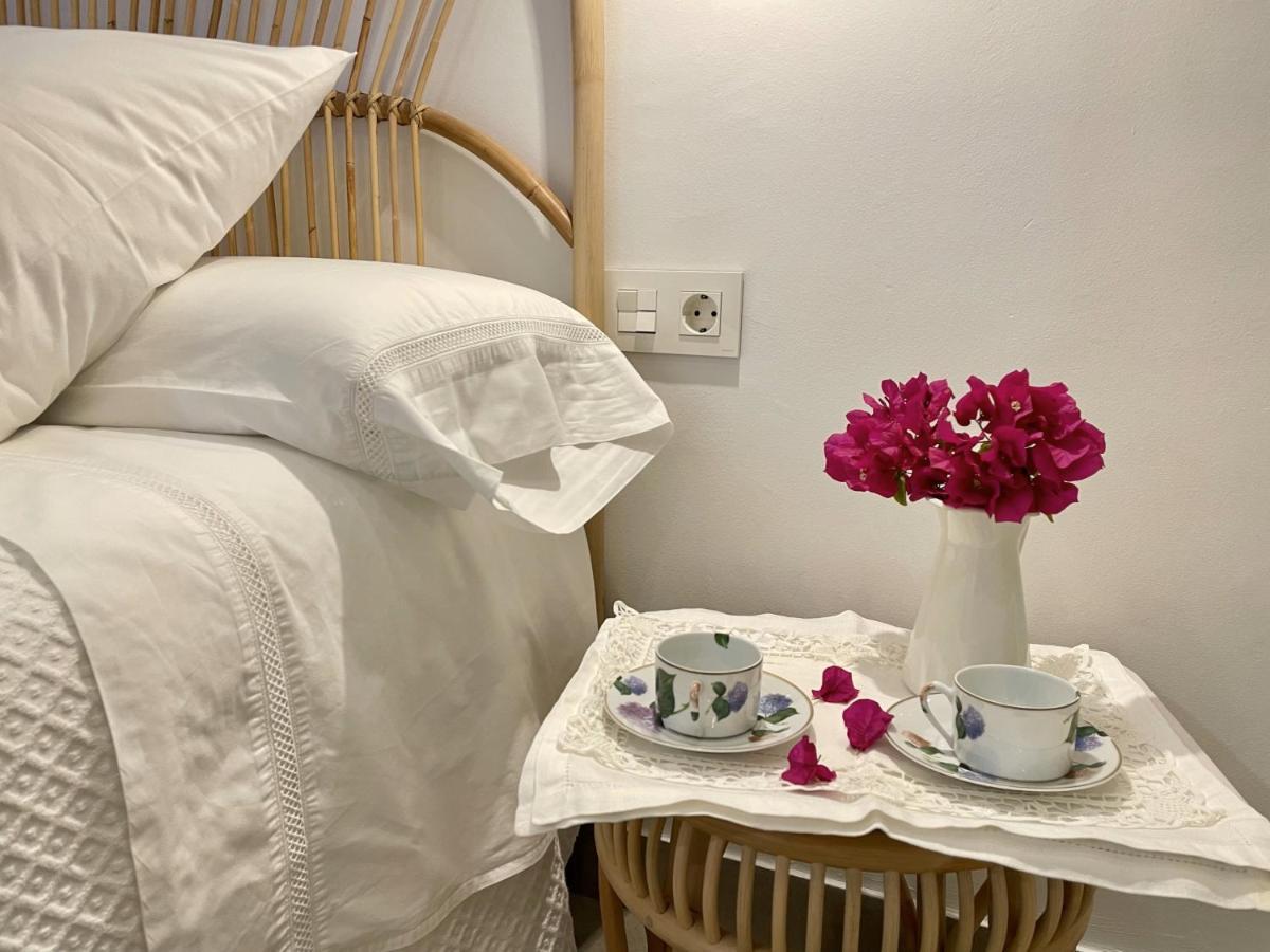 Apartamentos Madreselva Fernan Perez 外观 照片